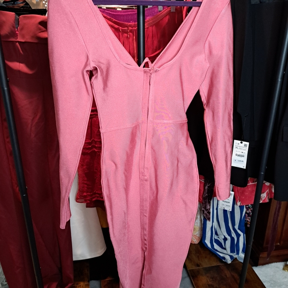 Misguided Women's Premium Bandage Cup midi Pink Long Sleeve Dress - Picture 3 of 4